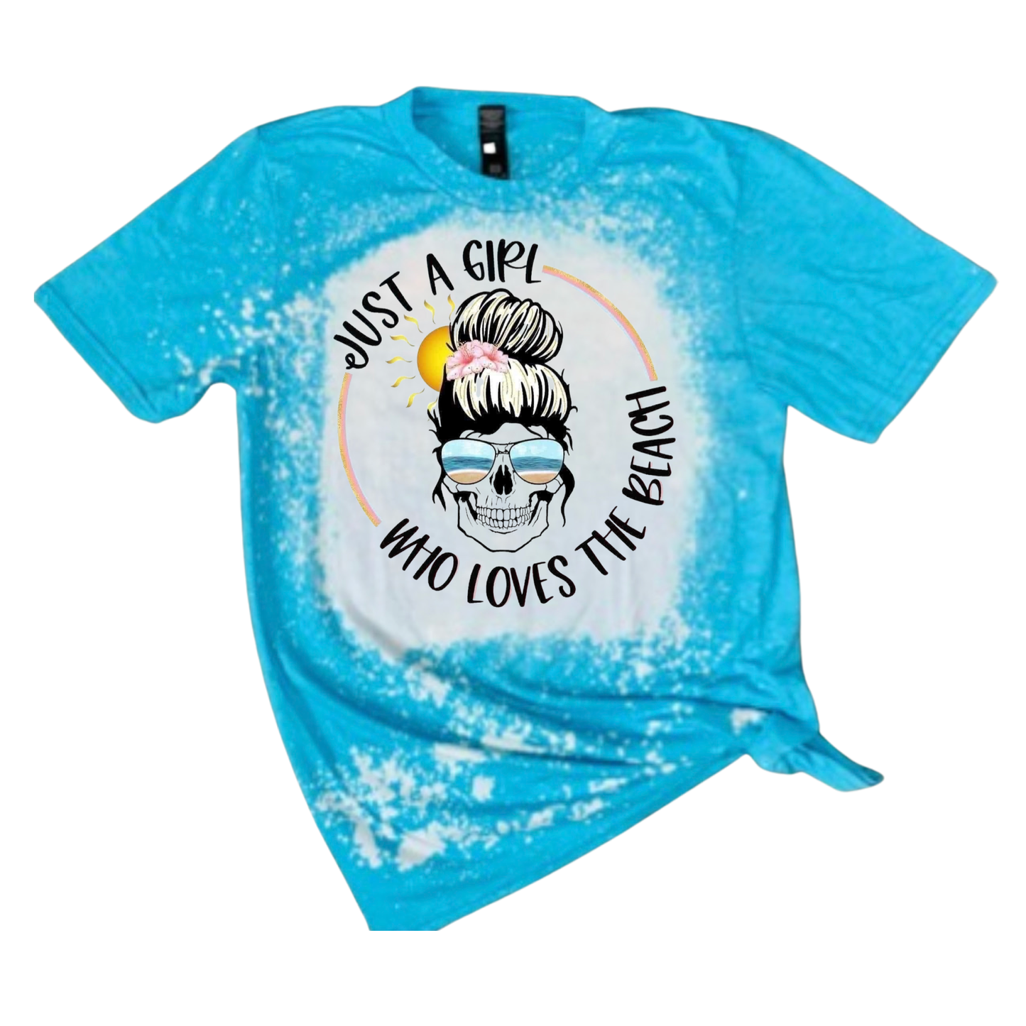 Just a girl who loves the beach tee