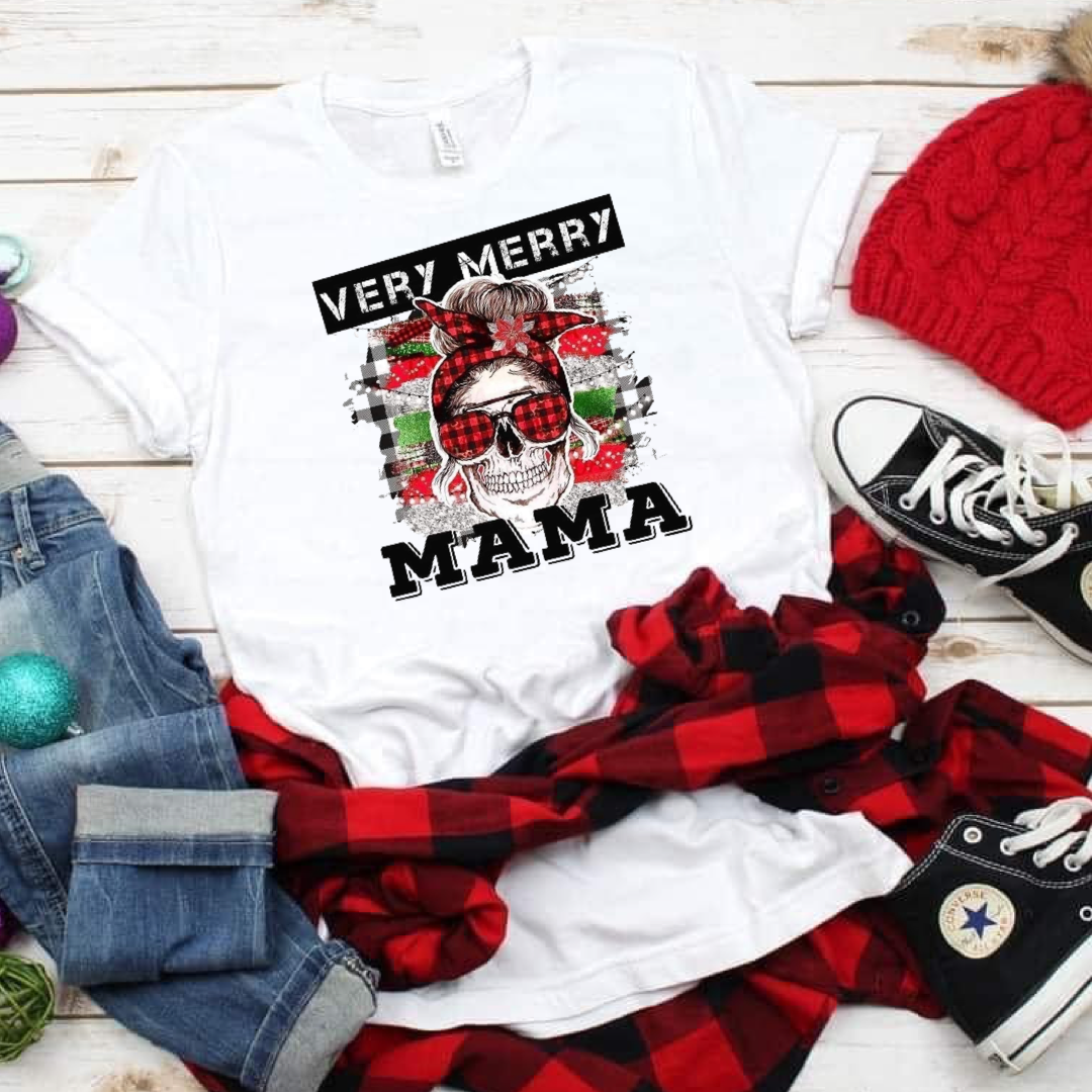Very merry mama ❤️💀💚