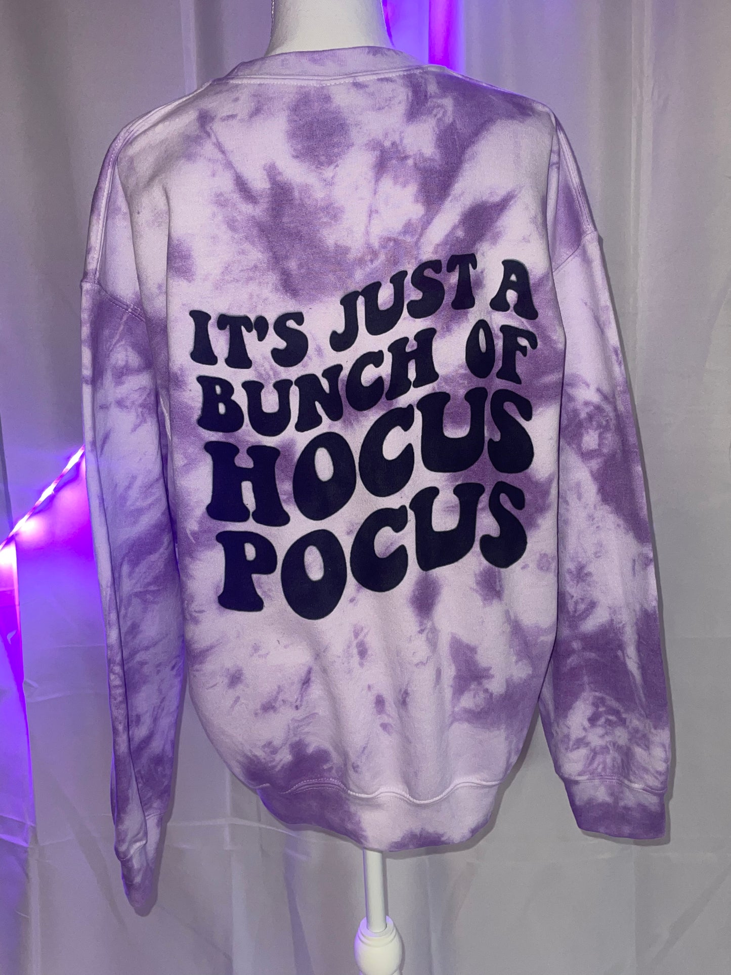 It’s just a bunch of hocus pocus Crewneck Sweater💛🧡💜