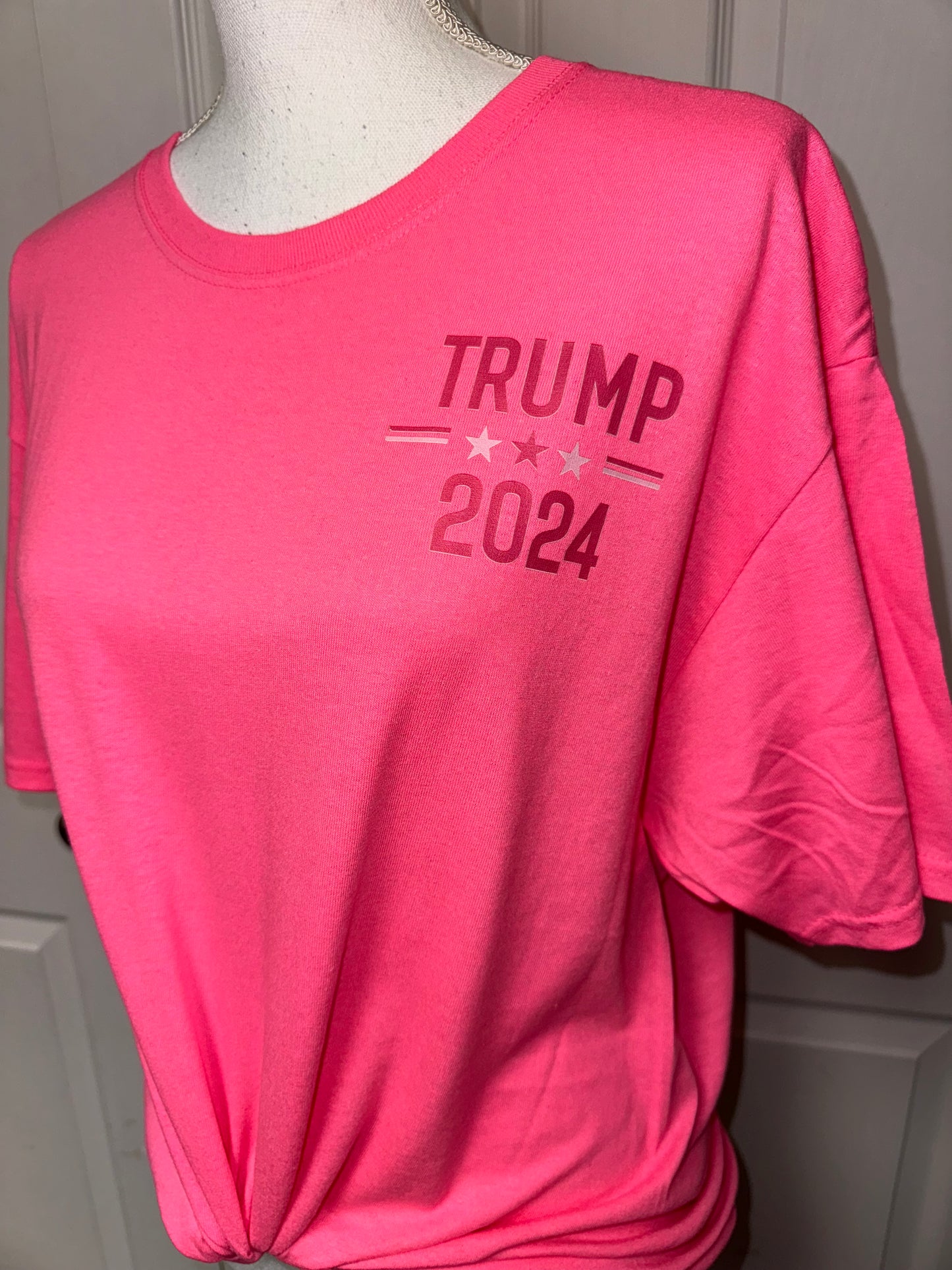 Pink I stand with Trump tee